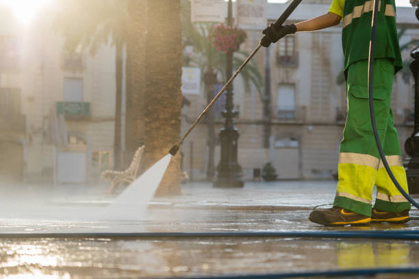 Best Building Exterior Washing  in Italy, TX